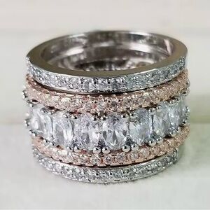 NEW Elegant Silver and Gold Women's Ring